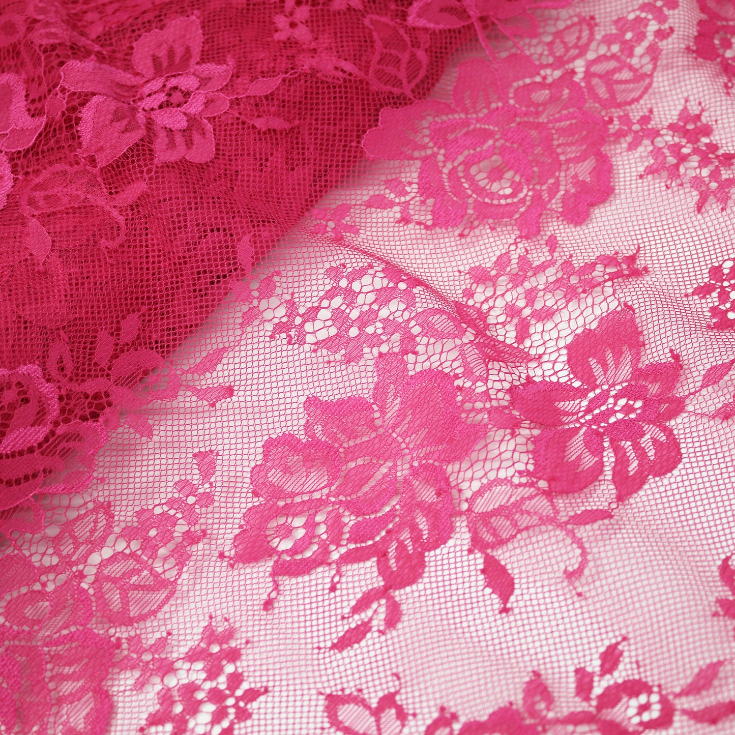 Double Border Chantilly Lace with Flowers (Available in 3m Pieces)