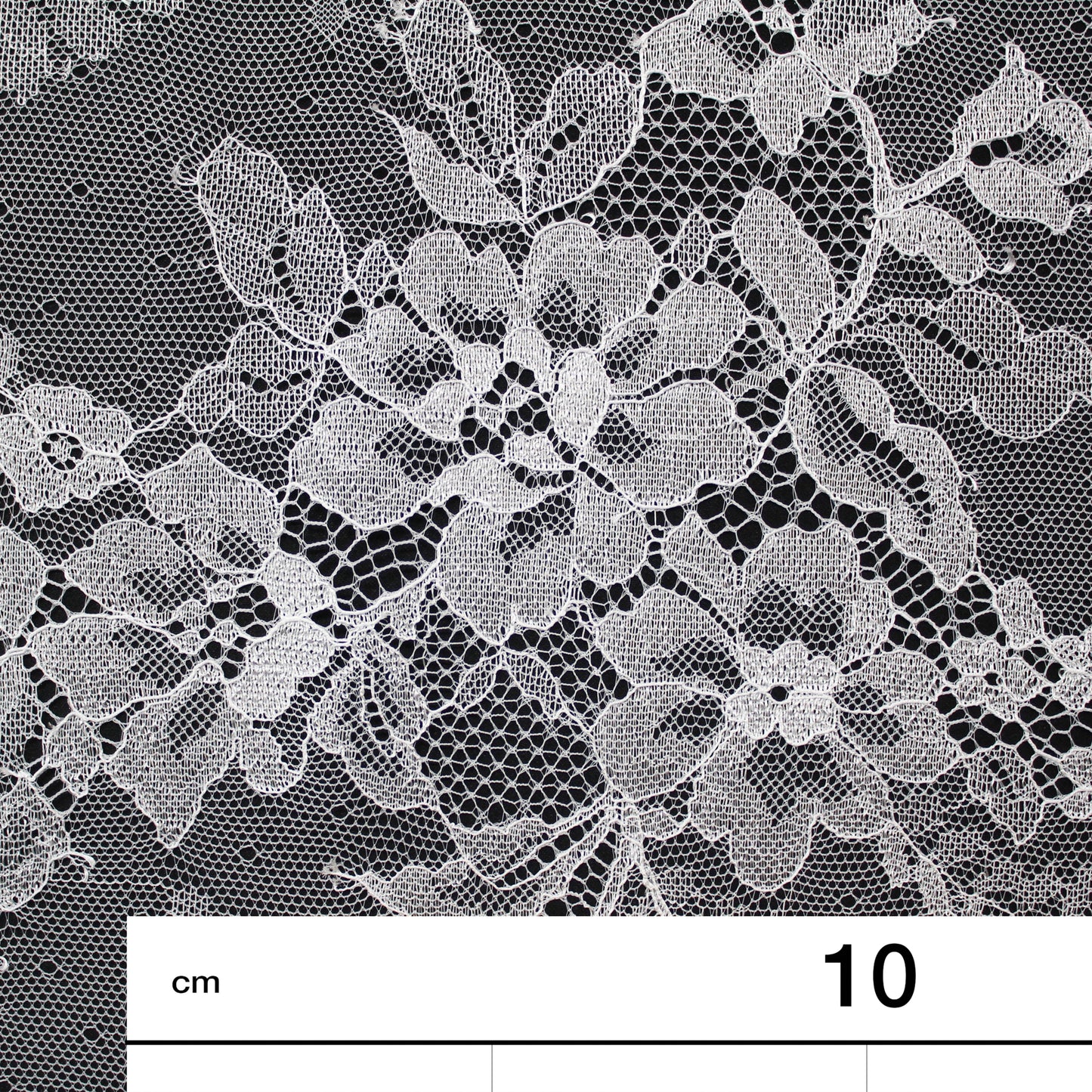 Pizzo Chantilly | Mazzi di Fiori | Senza Bordo | H 140 cm | FW2610