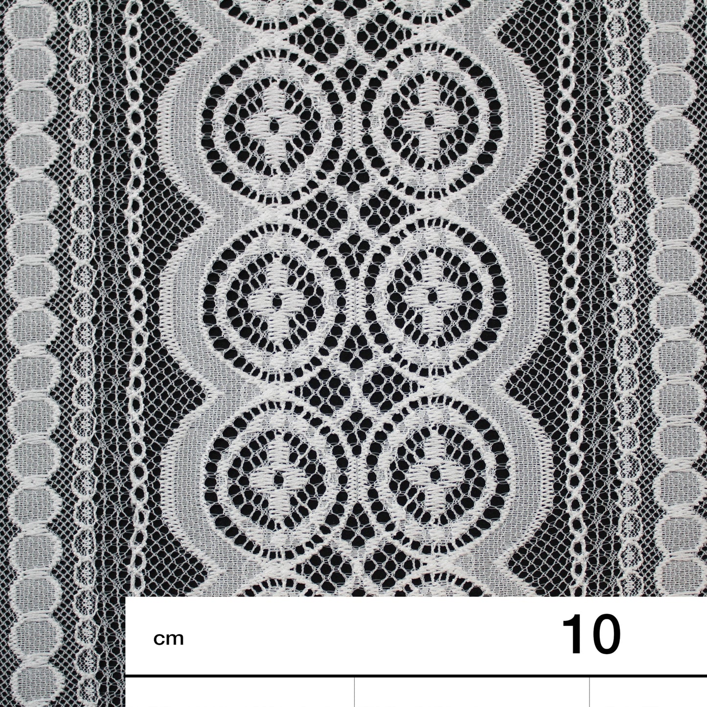 Pizzo Chantilly | Motivo Geometrico a Bande Verticali | Doppio Smerlo | H 140 cm | FW3485