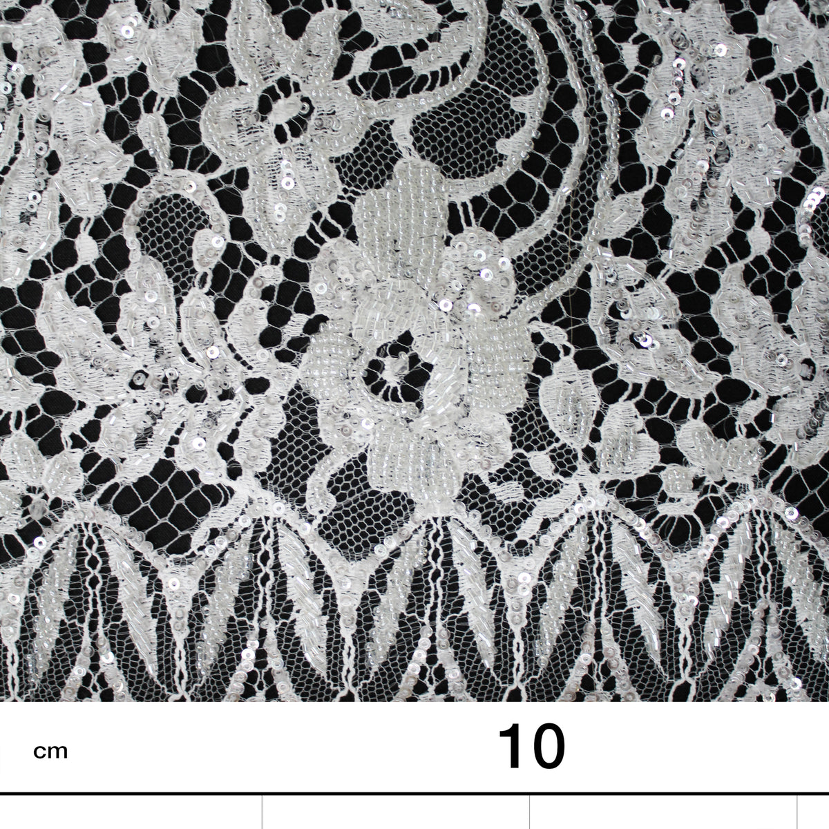 Pizzo Francese Alta Moda | Pizzo Ricamato Sposa con Corallini, Paillettes, Bande Orizzontali Alternate, Motivo Floreale e Doppio Bordo | FRI2765