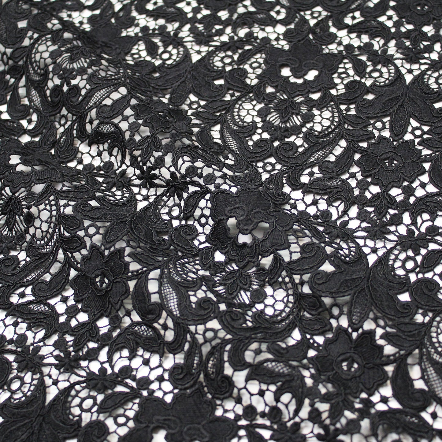 Embroidered and Rebrode Macramé Lace with Flowers