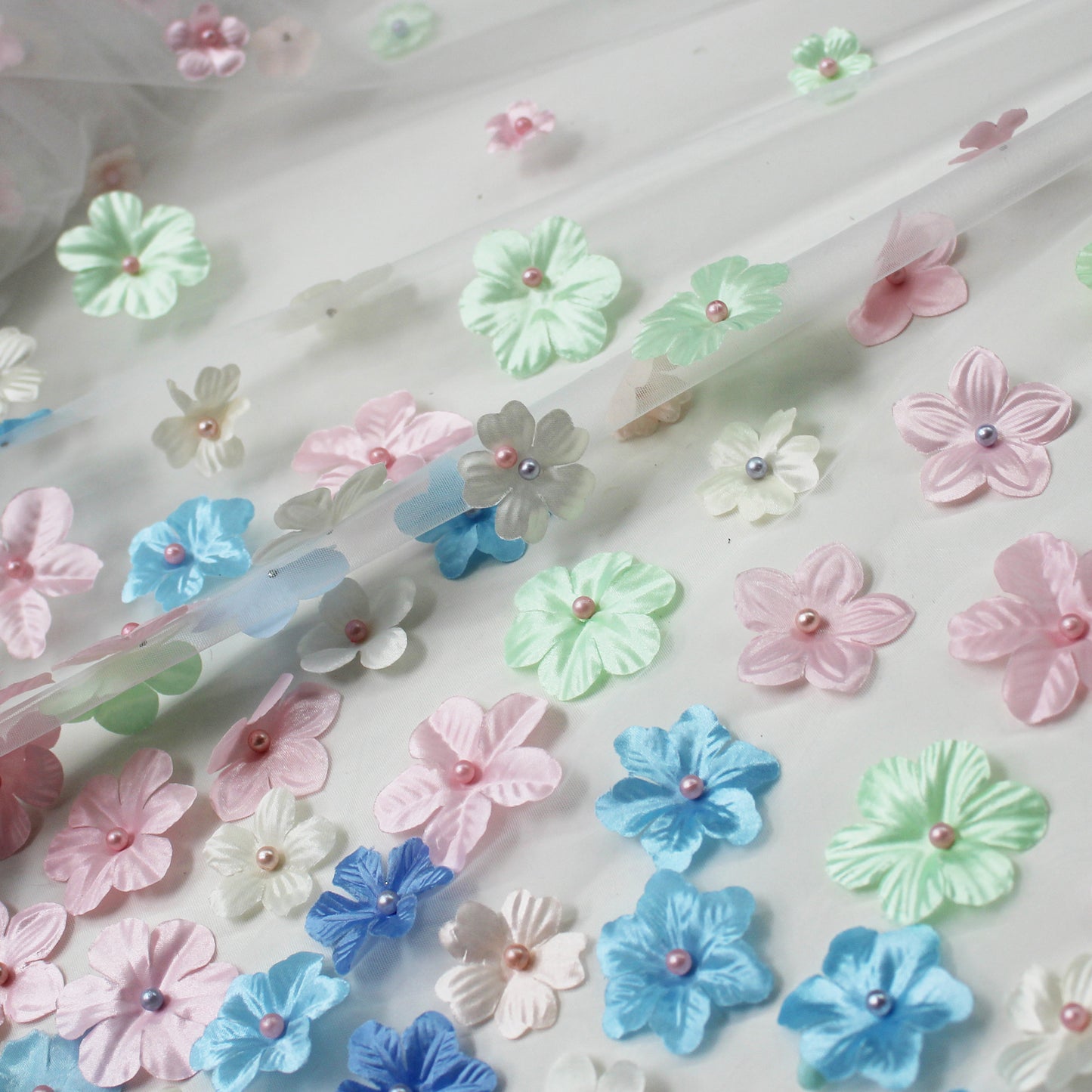 Embroidered Tulle with 3D Degradé Flowers in Multicolor Organza and Beads