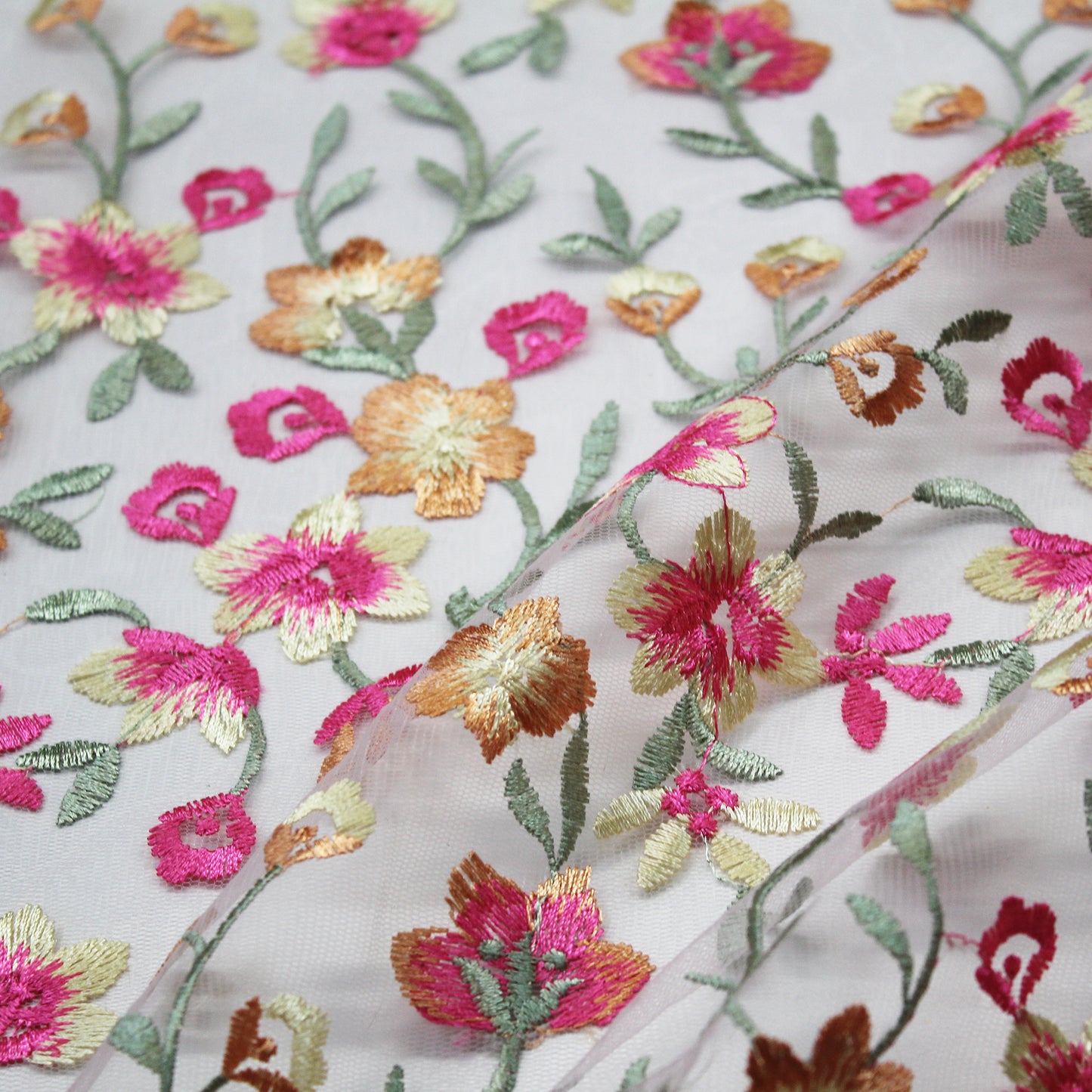 Tulle Ricamato Nude con Fiori Gialli e Fucsia