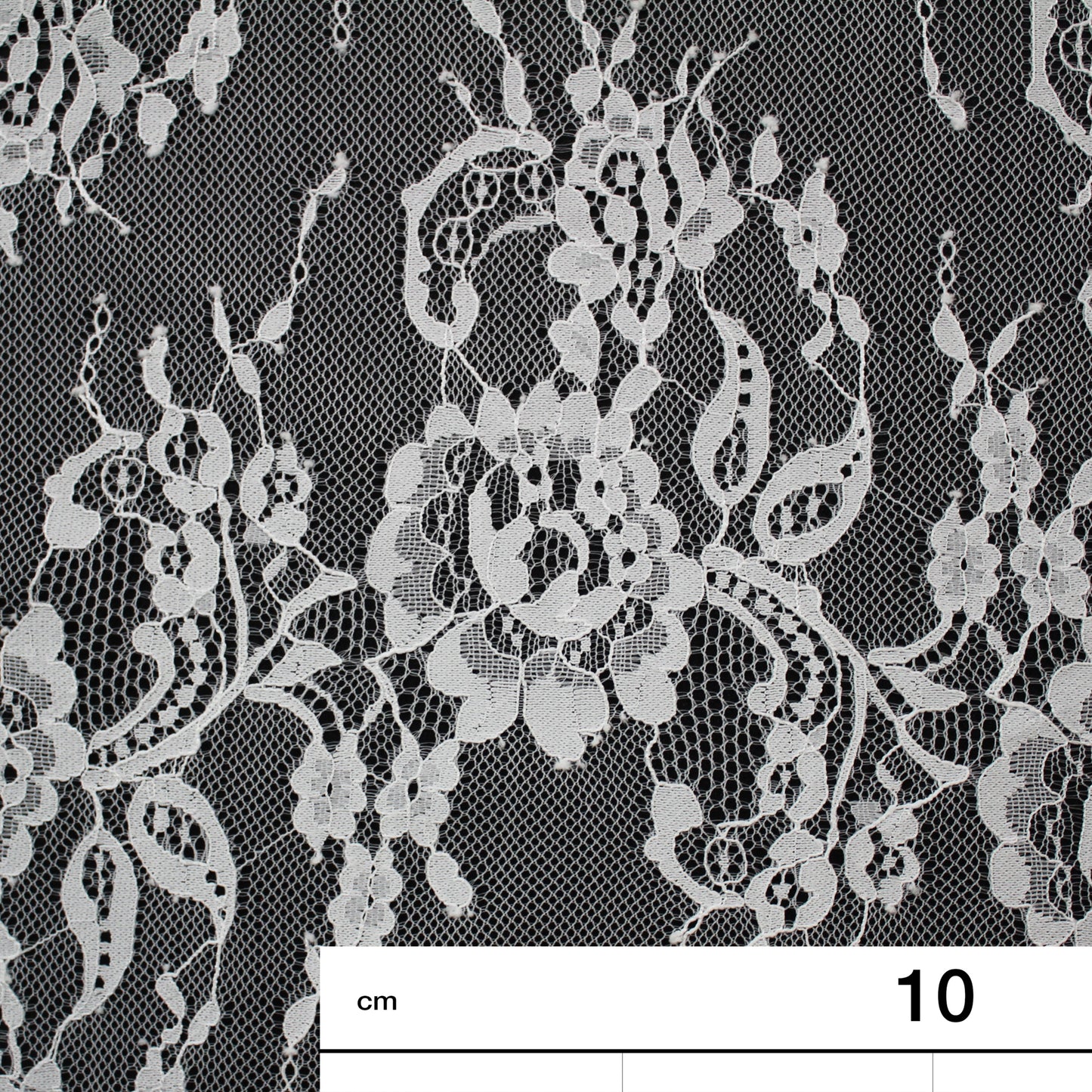 Pizzo Chantilly | Bande Orizzontali Zig Zag di Fiori | Doppio Bordo Basso | H 150 cm | FW4201