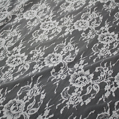 Pizzo Chantilly | Bande Orizzontali Zig Zag di Fiori | Doppio Bordo Basso | H 150 cm | FW4201