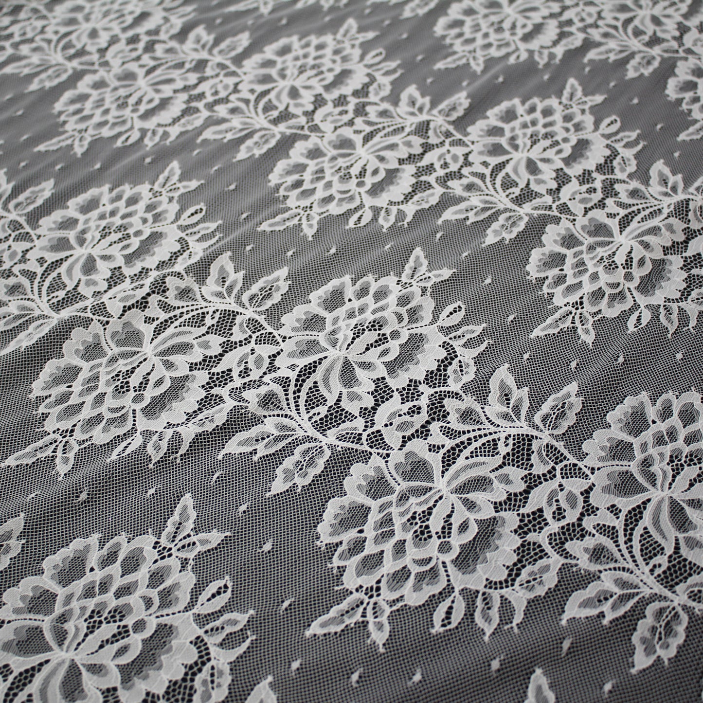 Chantilly Lace | Horizontal Zig-Zag Large Floral Bands | Double Border | H 140 cm | FW4310