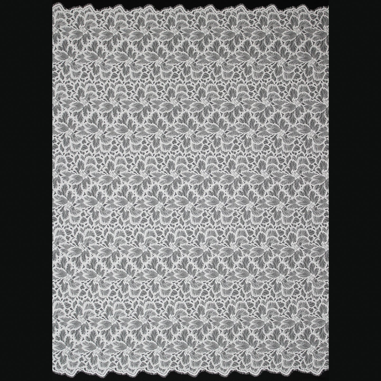 Pizzo Chantilly Filet | Fiori Grandi a Campo Pieno Effetto Lurex | H 140 cm | FW2482
