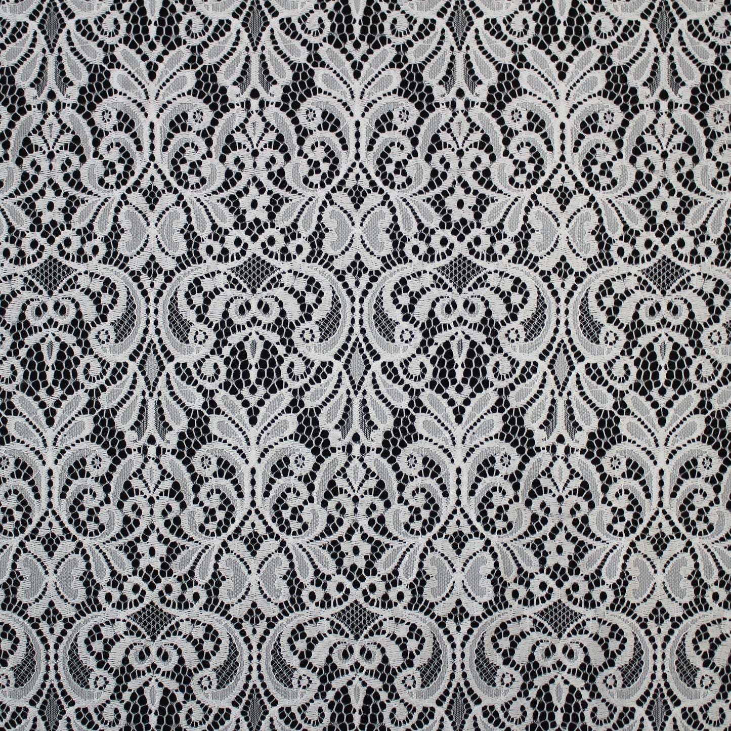 Pizzo Chantilly Filet | Motivo Arabesco a Campo Pieno | Doppio Smerlo | H 140 cm | FW3482