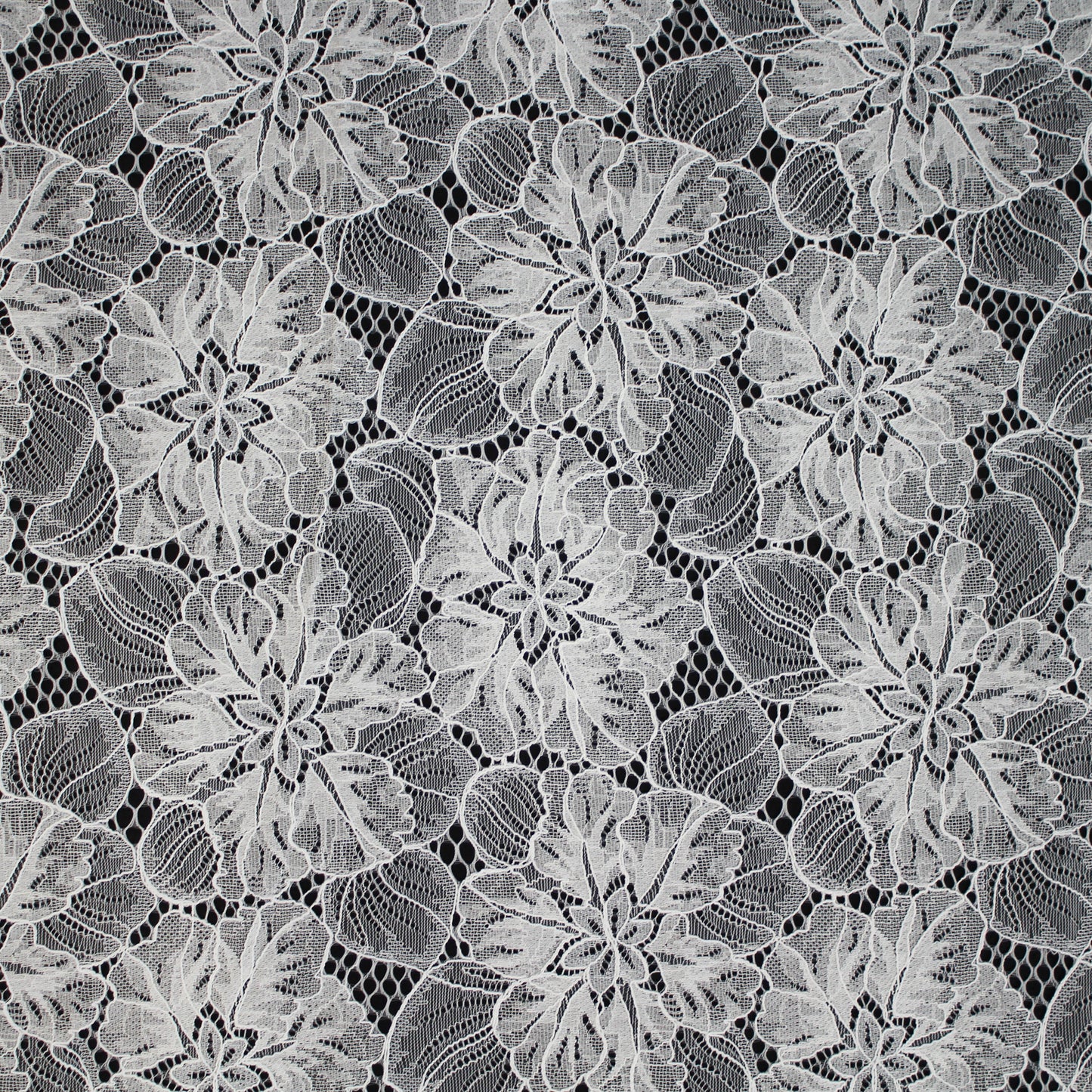 Pizzo Chantilly | Fiori Grandi a Campo | Doppio Smerlo | H 140 cm | FW3694