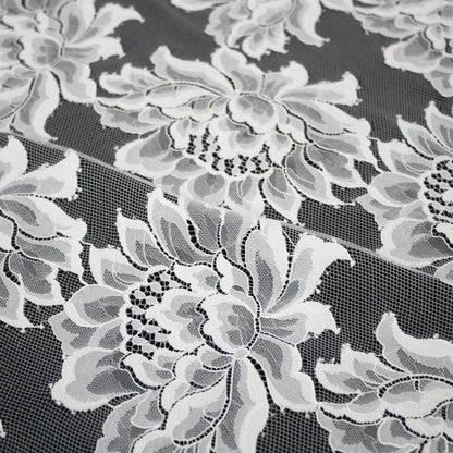 Chantilly Lace | Large Floral Motifs | Double Scalloped Edge | H 150 cm | FW4279