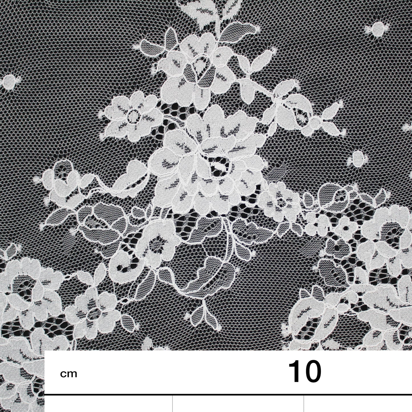 Pizzo Chantilly | Fiori Piccoli a Zig Zag Orizzontale | Doppio Smerlo | H 140 cm | FW586
