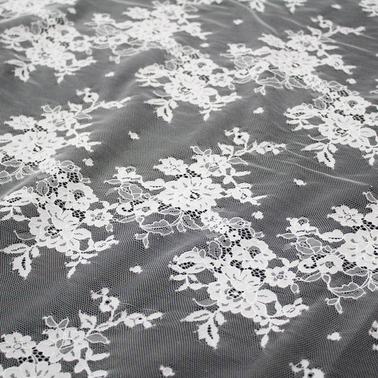 Pizzo Chantilly | Fiori Piccoli a Zig Zag Orizzontale | Doppio Smerlo | H 140 cm | FW586