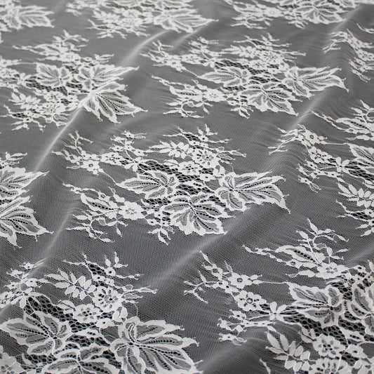 Pizzo Chantilly | Foglie e Fiori a Campo Pieno | Senza Bordo | H 140 cm | FW2609