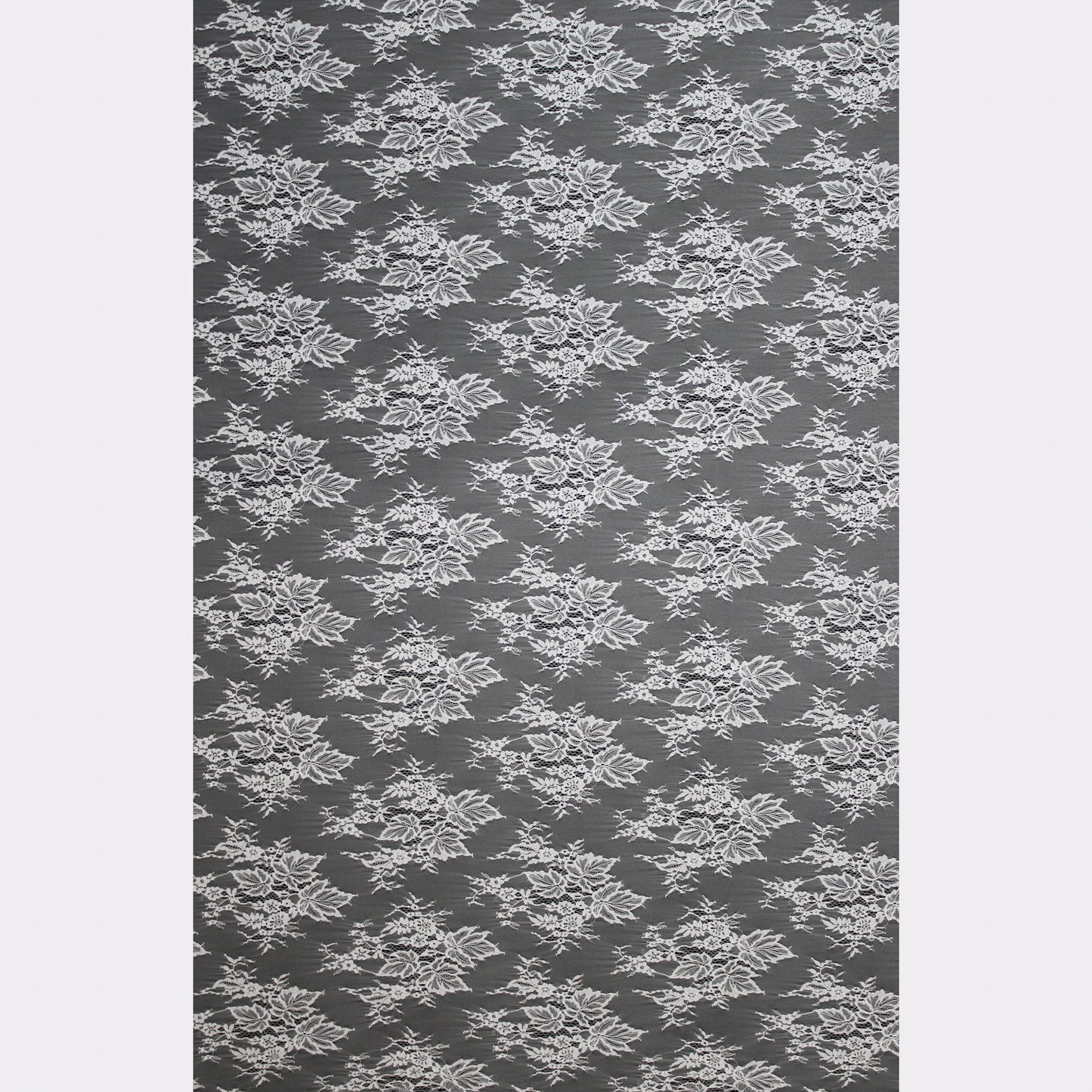 Pizzo Chantilly | Foglie e Fiori a Campo Pieno | Senza Bordo | H 140 cm | FW2609
