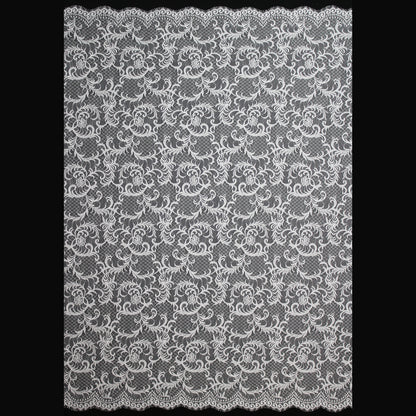 Pizzo Chantilly | Intreccio di Foglie e Ricamo Effetto Rete | Doppio Smerlo | H 140 cm | FW3507