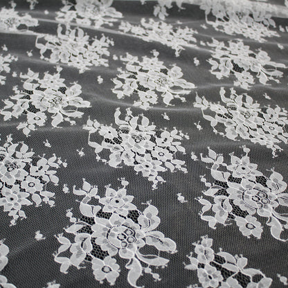 Pizzo Chantilly Lurex | Mazzi di Fiori Sparsi | Doppio Bordo Floreale Alto | H 150 cm | FW3884