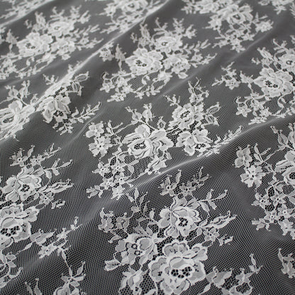 Chantilly Lace | Scattered Flower Bouquets | Double Low Floral Border | H 150 cm | FW4277