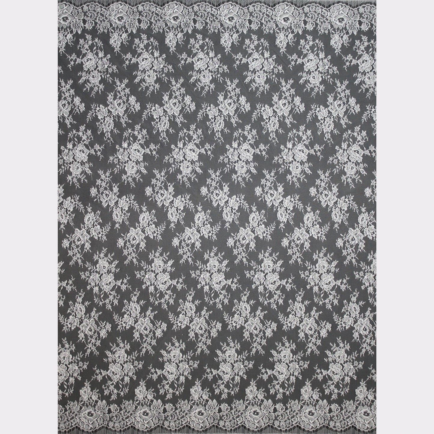 Chantilly Lace | Scattered Flower Bouquets | Double Low Floral Border | H 150 cm | FW4277