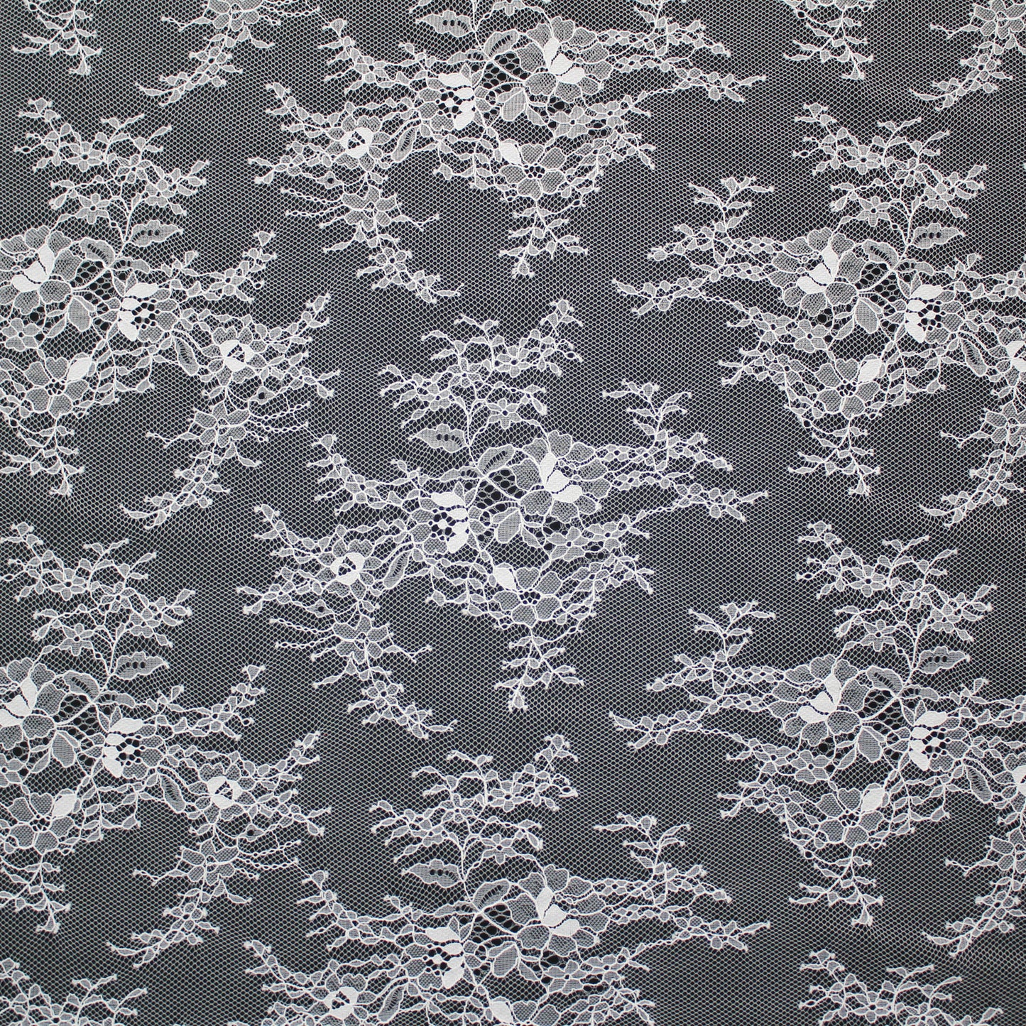 Pizzo Chantilly | Mazzi di Fiori Piccoli | Senza Bordo | H 140 cm | FW2265