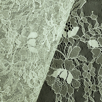 Pizzo Chantilly | Mazzi di Fiori Sparsi | Doppio Bordo Alto con Fiori e Paisley | H 130 cm | FW2969