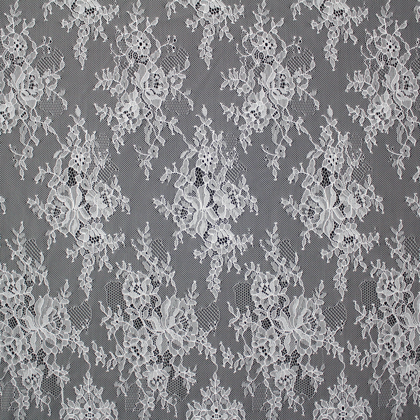 Pizzo Chantilly | Mazzi di Fiori Sparsi | Doppio Smerlo | H 150 cm | FW1962
