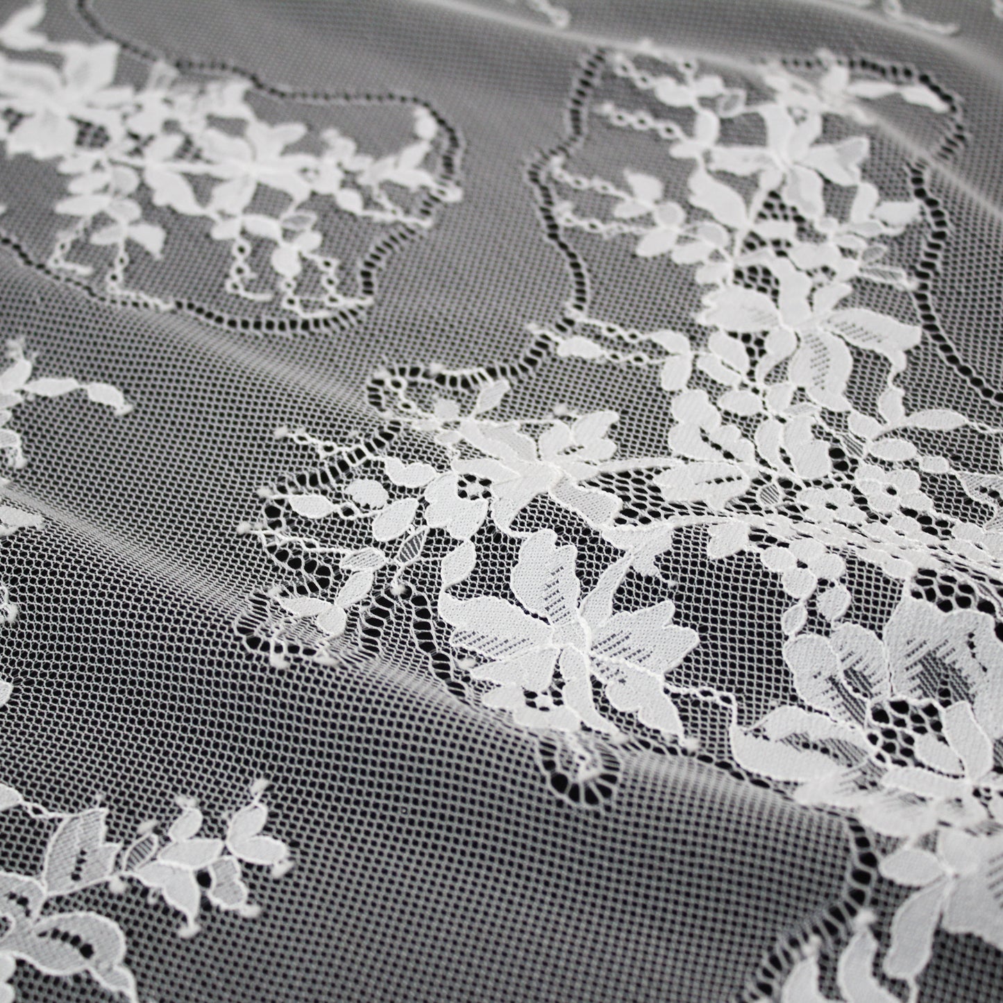 Pizzo Chantilly | Motivo Floreale | Doppio Bordo Alto di Ramage di Fiori | H 100 cm | FW2247/A
