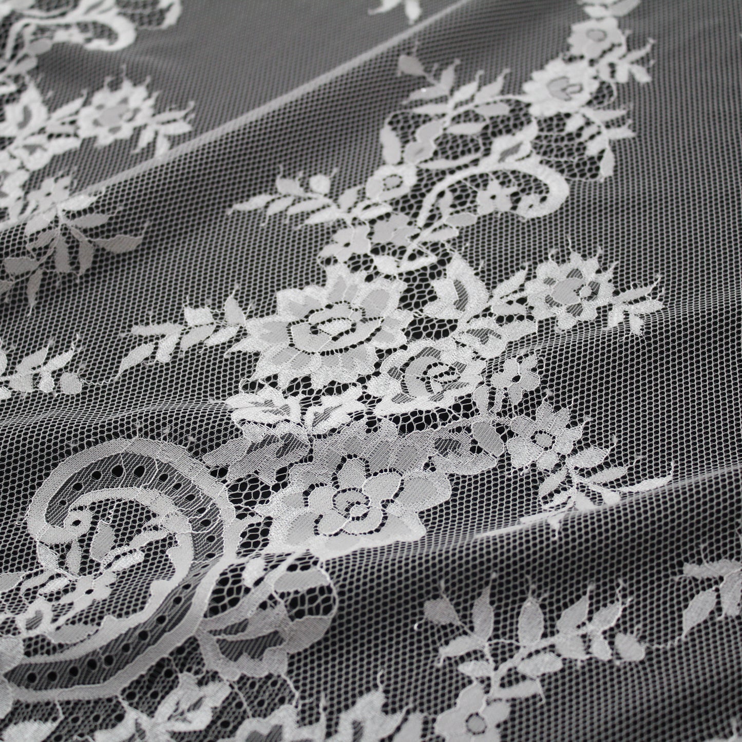 Pizzo Chantilly | Motivo Floreale | Doppio Bordo Alto Ramage di Fiori e Paisley | H 140 cm | FW2313