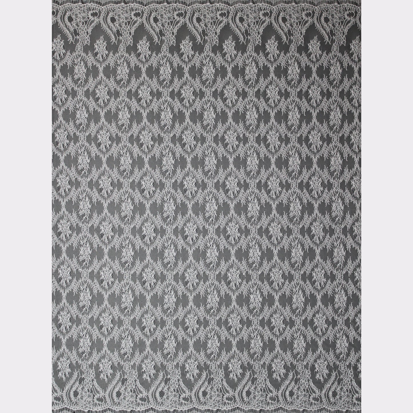 Pizzo Chantilly Ombré | Corone di Foglie | Doppio Bordo | H 150 cm | FW2224