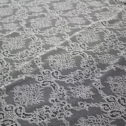 Pizzo Chantilly Ombré | Motivo Arabesco e Intrecci di Fiori | Senza Bordo | H 145-150 cm | FW4111