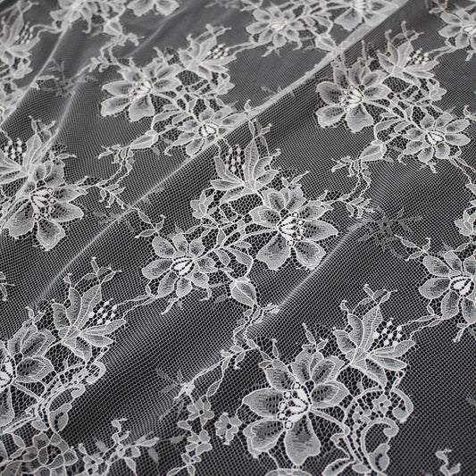 Pizzo Chantilly Ombré | Fiori a Campo Pieno | Doppio Bordo Floreale e Paisley Medio | H 150 cm | FW4195