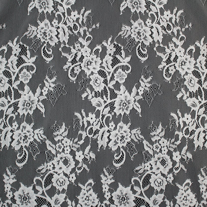 Pizzo Chantilly | Ricamo Ramage di Fiori a Zig Zag Verticale | Doppio Bordo Medio | H 150 cm | FW4107