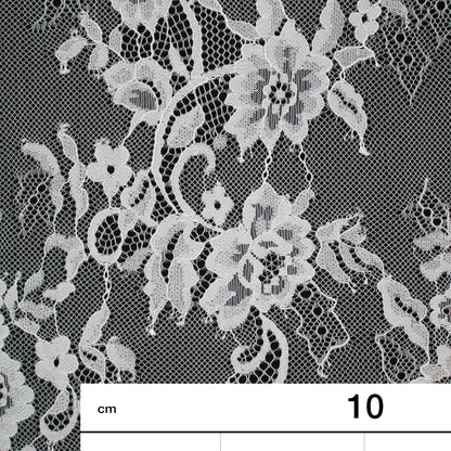Pizzo Chantilly | Ricamo Ramage di Fiori a Zig Zag Verticale | Doppio Bordo Medio | H 150 cm | FW4107