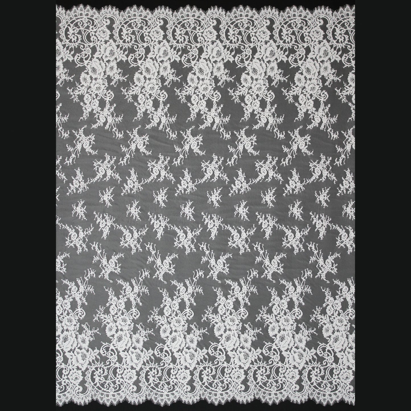 Pizzo Chantilly | Tralci di Fiori | Doppio Bordo Alto Floreale e Paisley | H 140 cm | FW1349
