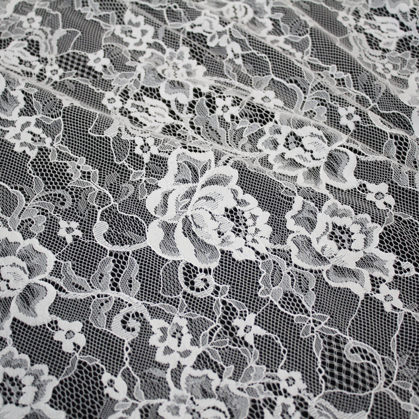 Pizzo Chantilly | Tralci di Rose e Fiori | Doppio Smerlo | H 150 cm | FW4194