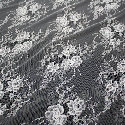 Chantilly Lace | Floral Trio Motif | Double Medium Floral and Paisley Border | H 150 cm | FW4271