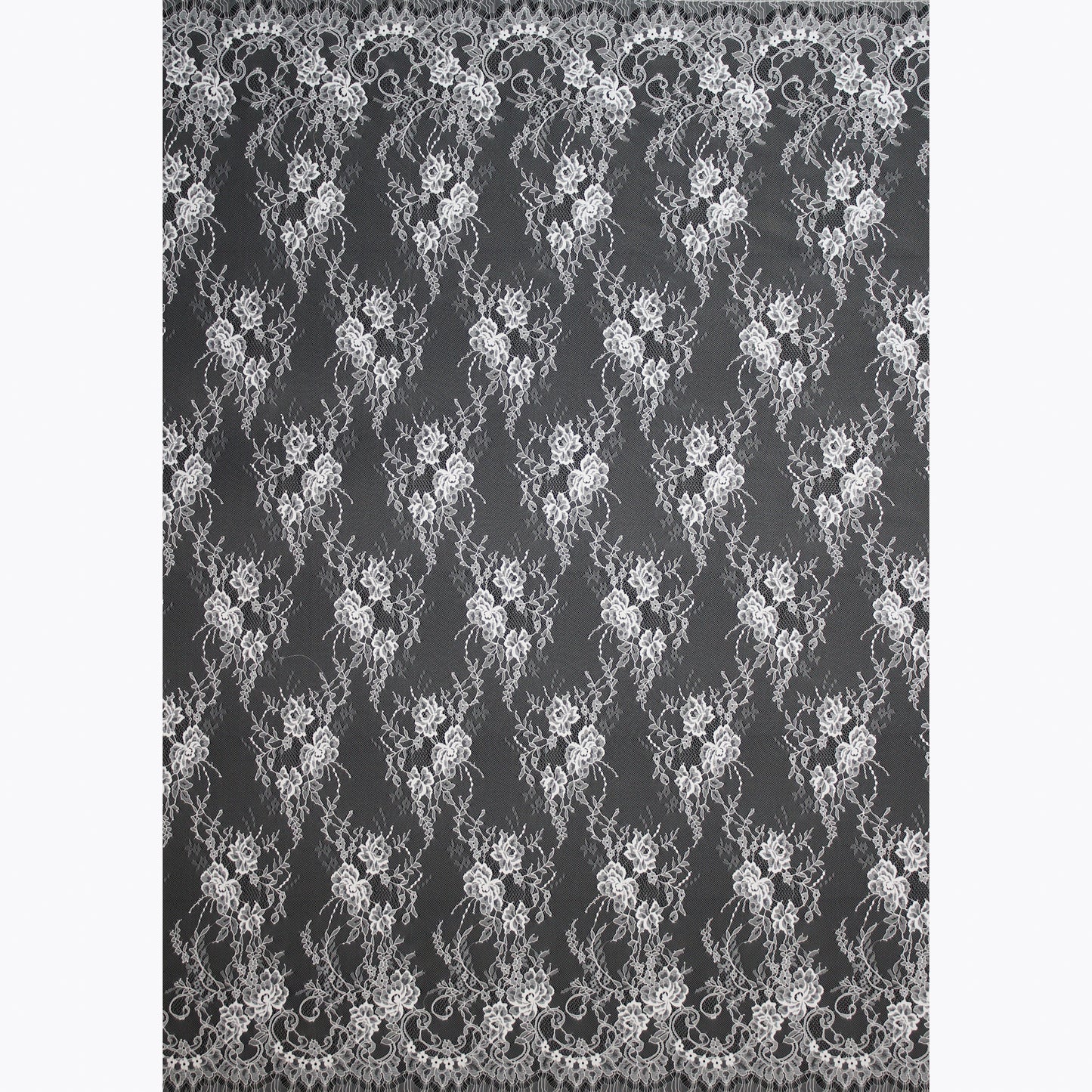 Chantilly Lace | Floral Trio Motif | Double Medium Floral and Paisley Border | H 150 cm | FW4271
