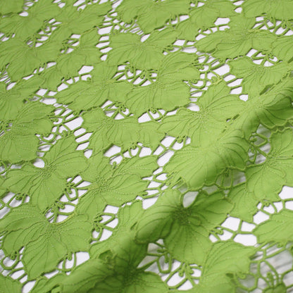 Double Border Macramé Lace with Flower Petals