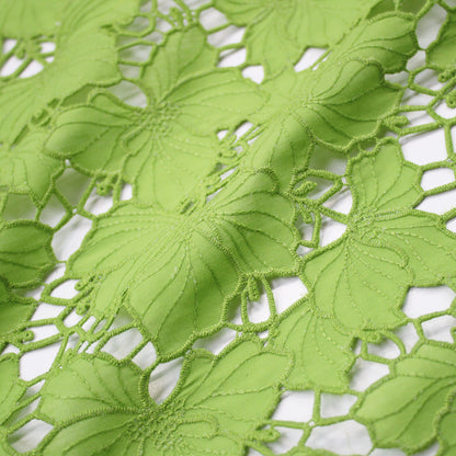 Double Border Macramé Lace with Flower Petals