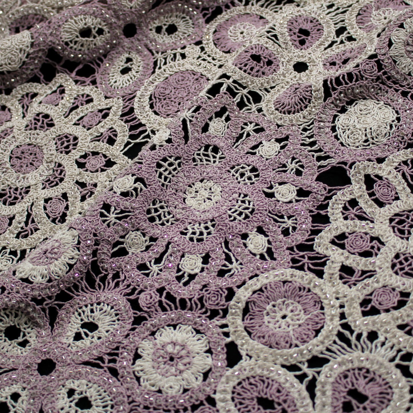 Macramé Lace | Rosette Flowers and Abstract Geometric Pattern | Bicolor
