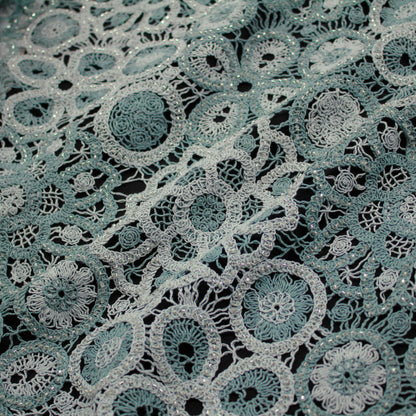 Macramé Lace | Rosette Flowers and Abstract Geometric Pattern | Bicolor