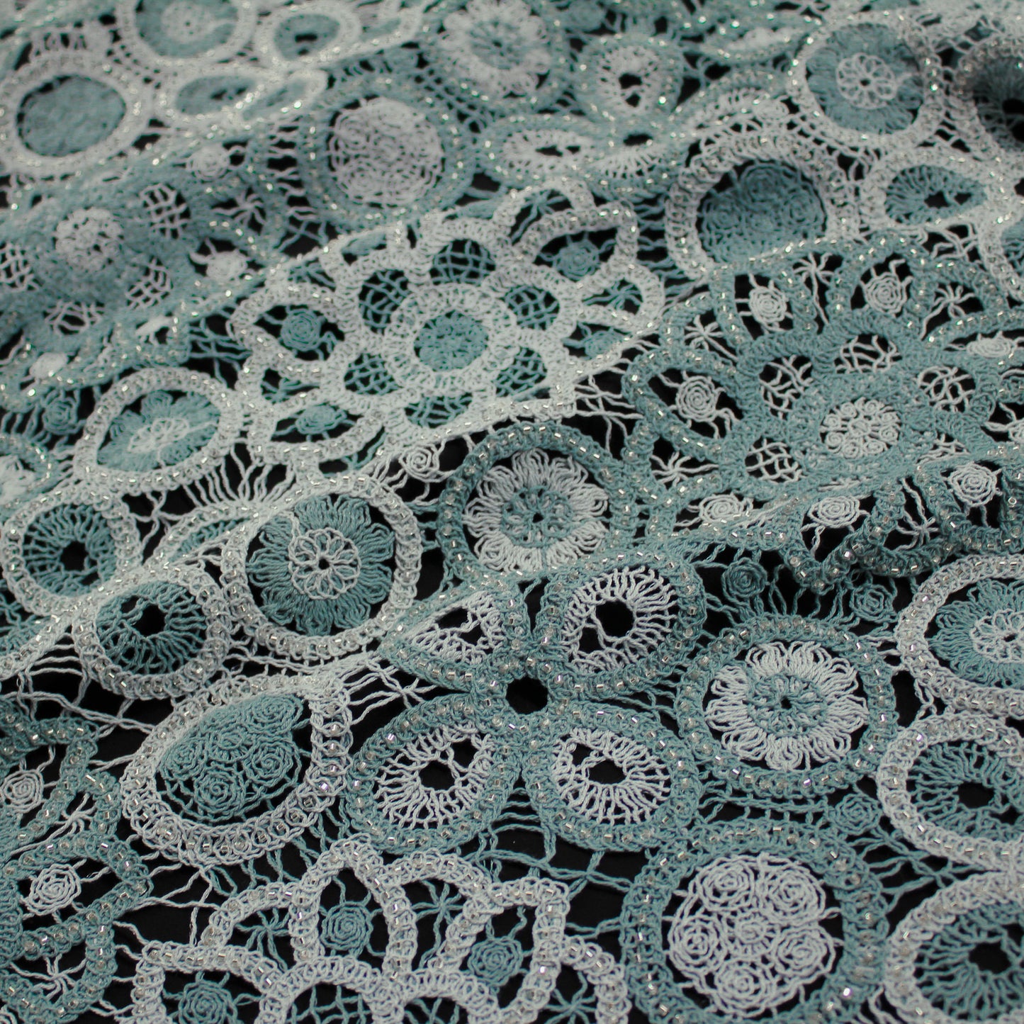 Macramé Lace | Rosette Flowers and Abstract Geometric Pattern | Bicolor