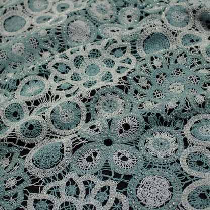 Macramé Lace | Rosette Flowers and Abstract Geometric Pattern | Bicolor