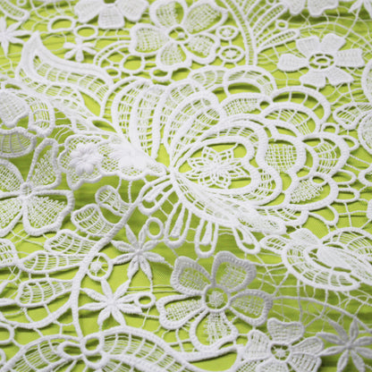 Macramé Lace with Floral Motif