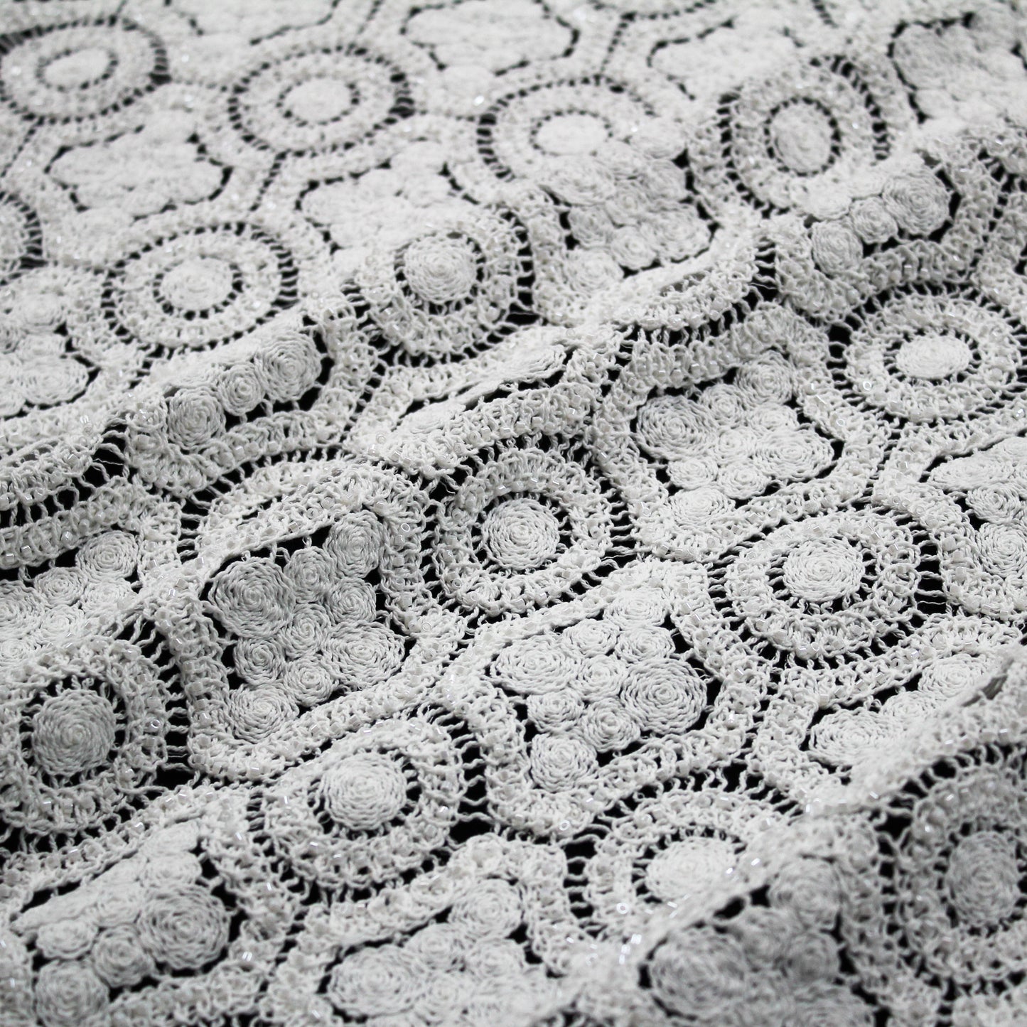 Macramé Lace | Abstract Geometric Circles and Rhombus Pattern