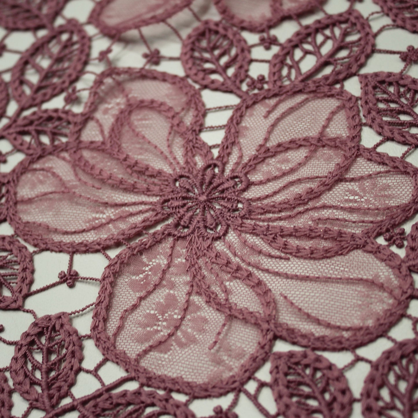 Macramé Lace with Chantilly Lace Flower Petals