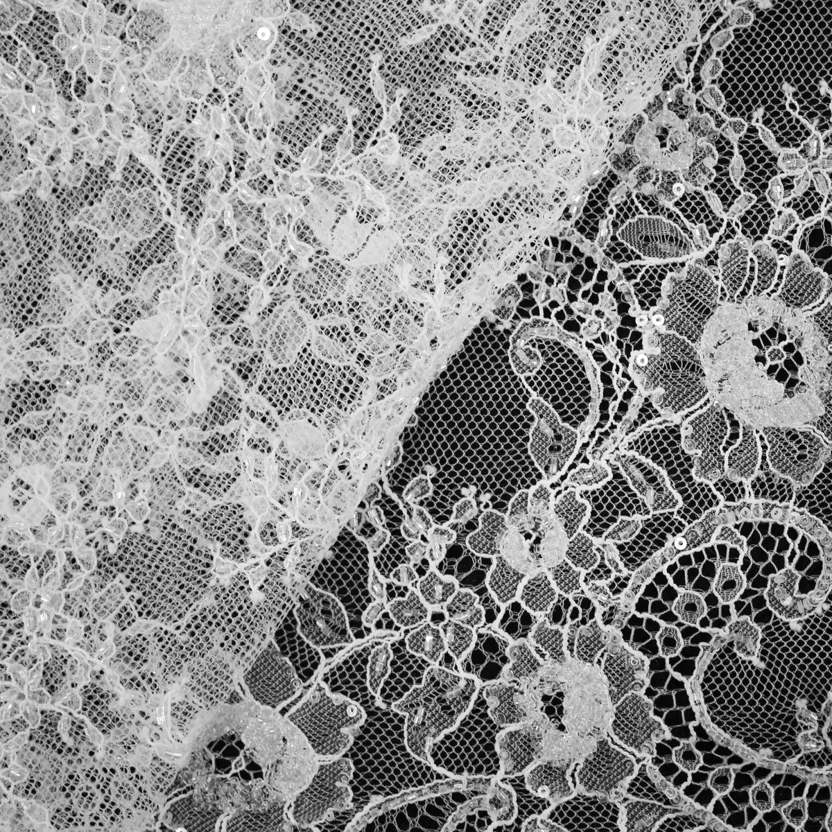Chantilly Lace | Full-Field Flower Bouquets | Double Low Border | H 140 cm | FW633