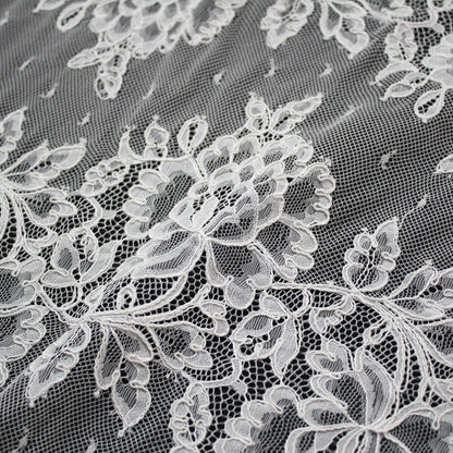 Re-embroidered Lace | Horizontal Zigzag Bands with Large Flowers | Double Border | H 140 cm | FSW4311
