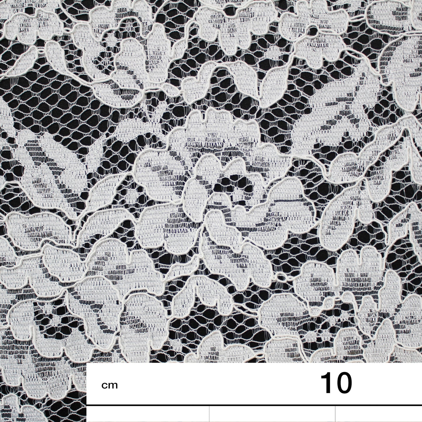 Re-embroidered Filet Lace | Large All-over Roses | Double Scalloped Edge | H 140 cm | FSW4210