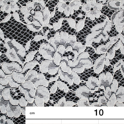 Re-embroidered Filet Lace | Large All-over Roses | Double Scalloped Edge | H 140 cm | FSW4210