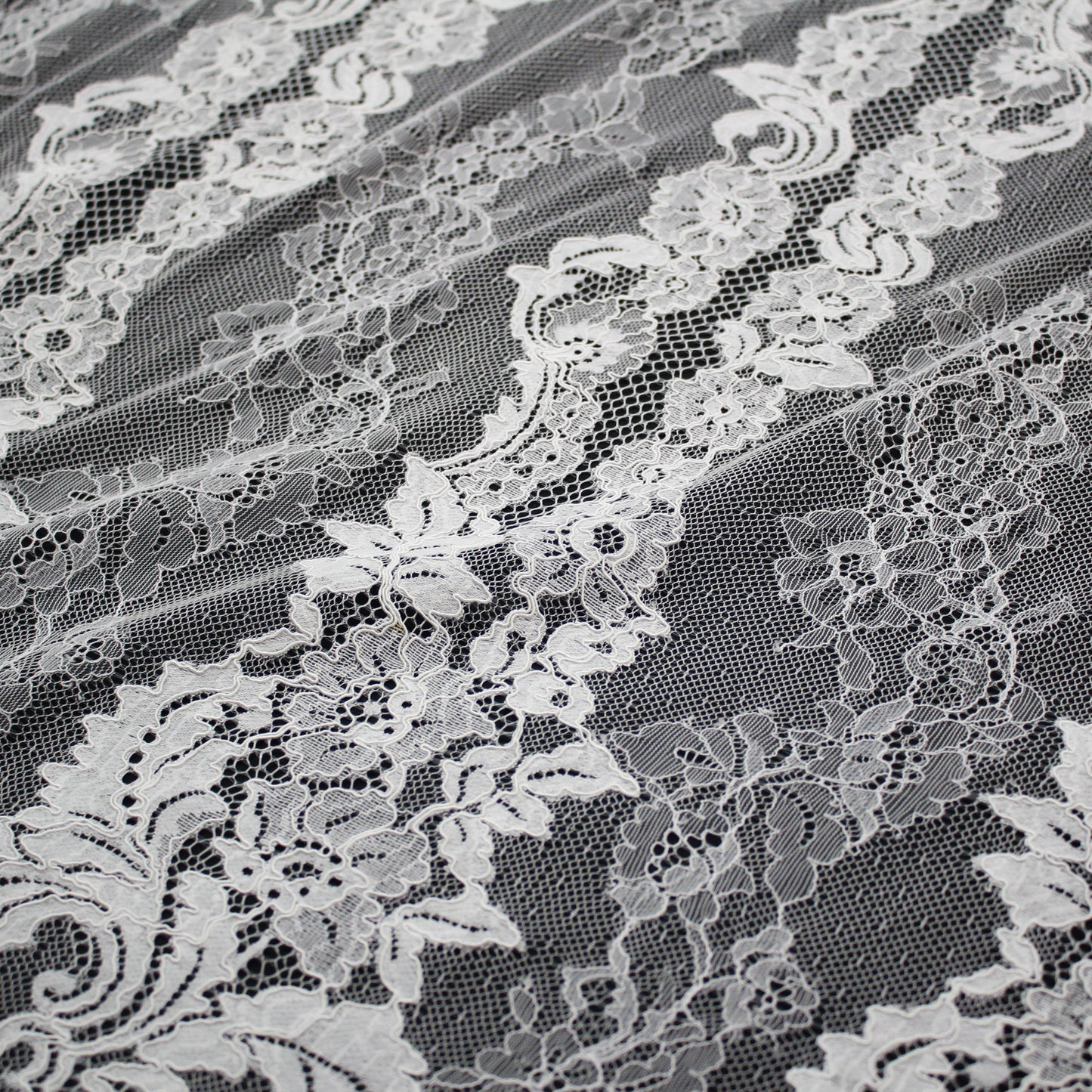 Re-embroidered Lace | Vertical Floral Stripes | Double Arabesque Scalloped Edge | H 144 cm | FSW1597